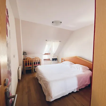 Le Regis Apartment Laguiole Exterior photo